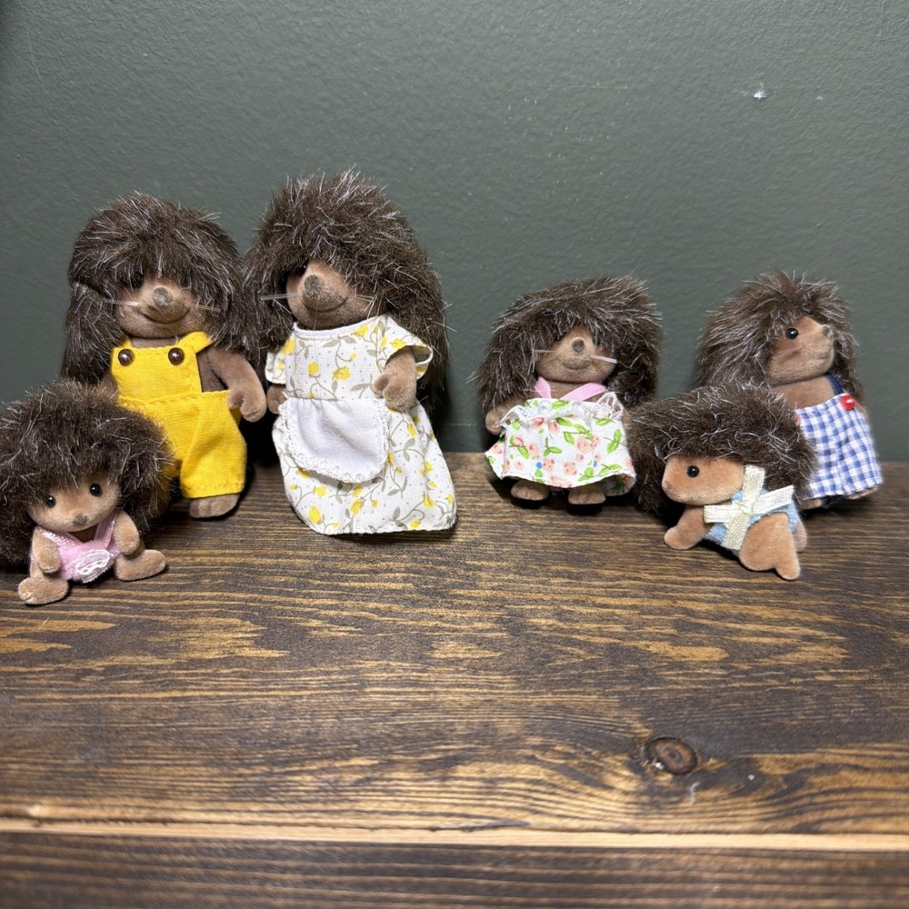 Calico Critters / Sylvanian Families Hedgehog Family – Complete Set of 6 Figures
